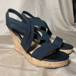 Chinese laundry Size:9.5 wedges